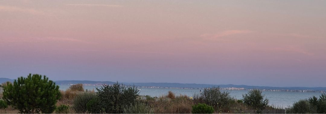 Vue mer au coucher du soleil